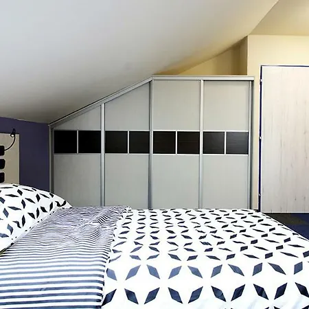 Duplex 3+kk اوسترافا